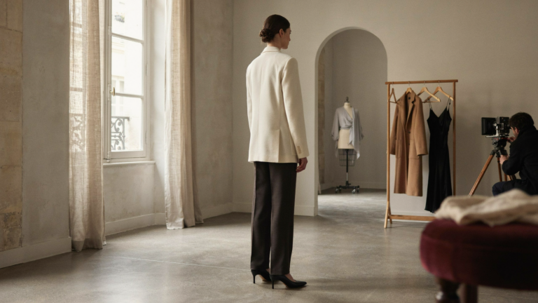 Mode et images IA : rendre la transparence réellement lisible